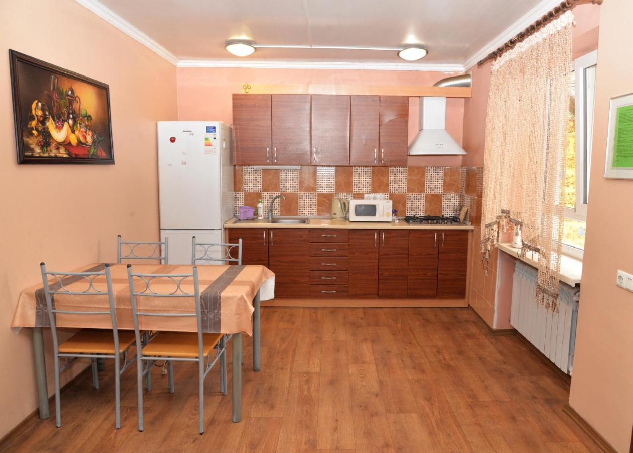 Domik Na Fontane Hotel Одеса Екстериор снимка