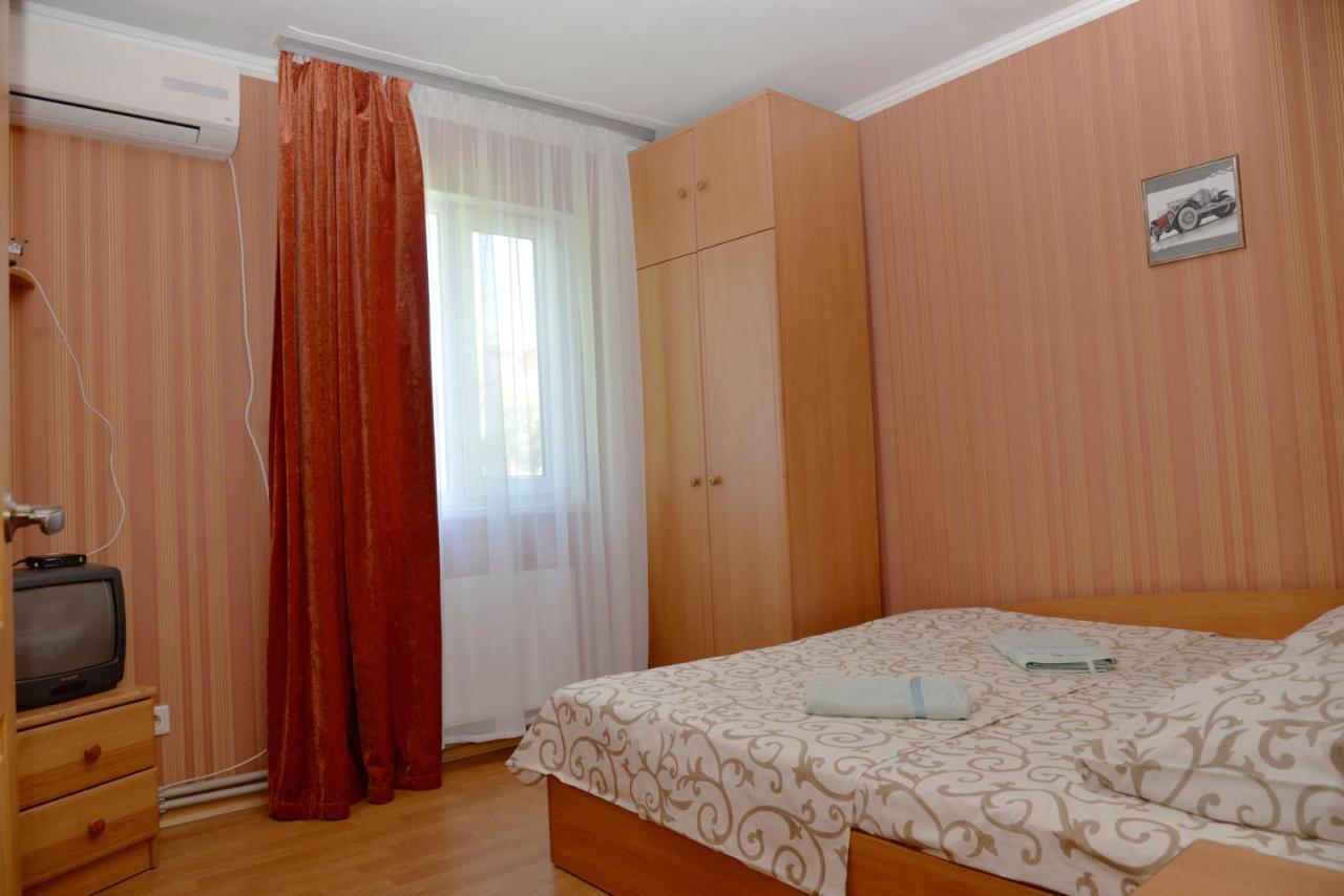 Domik Na Fontane Hotel Одеса Екстериор снимка