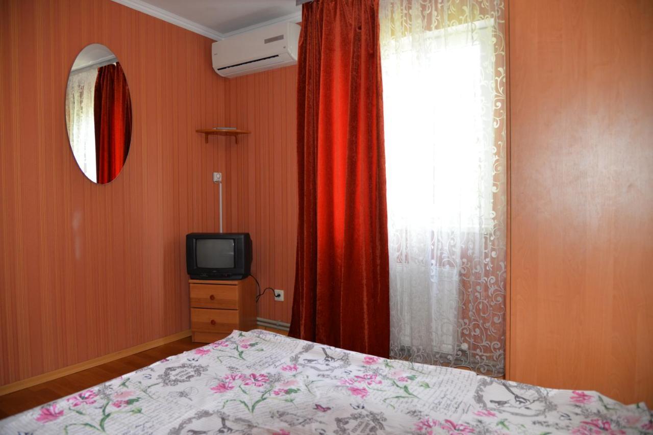 Domik Na Fontane Hotel Одеса Екстериор снимка